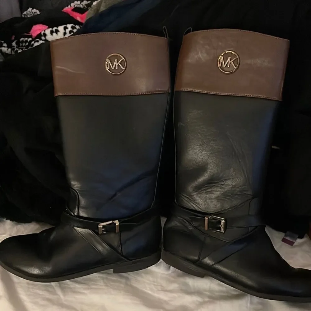 Michael Kors Emma two tone leather riding boots w/buckle/belt black sz 5